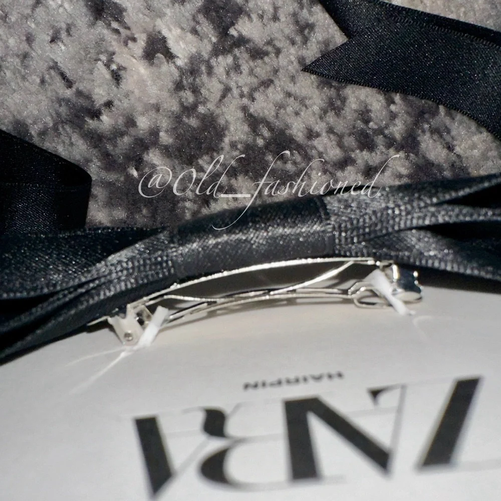 ZARA Bow Hair Clip